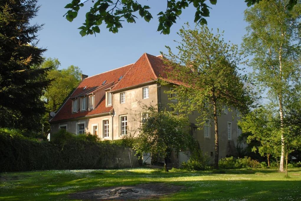 Apartamento Haus Keppelborg: Zi Antonia Mit Kirchplatzblick Heek Exterior foto